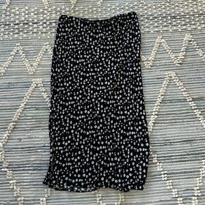 Wild Fable Monochrome Floral Skirt
